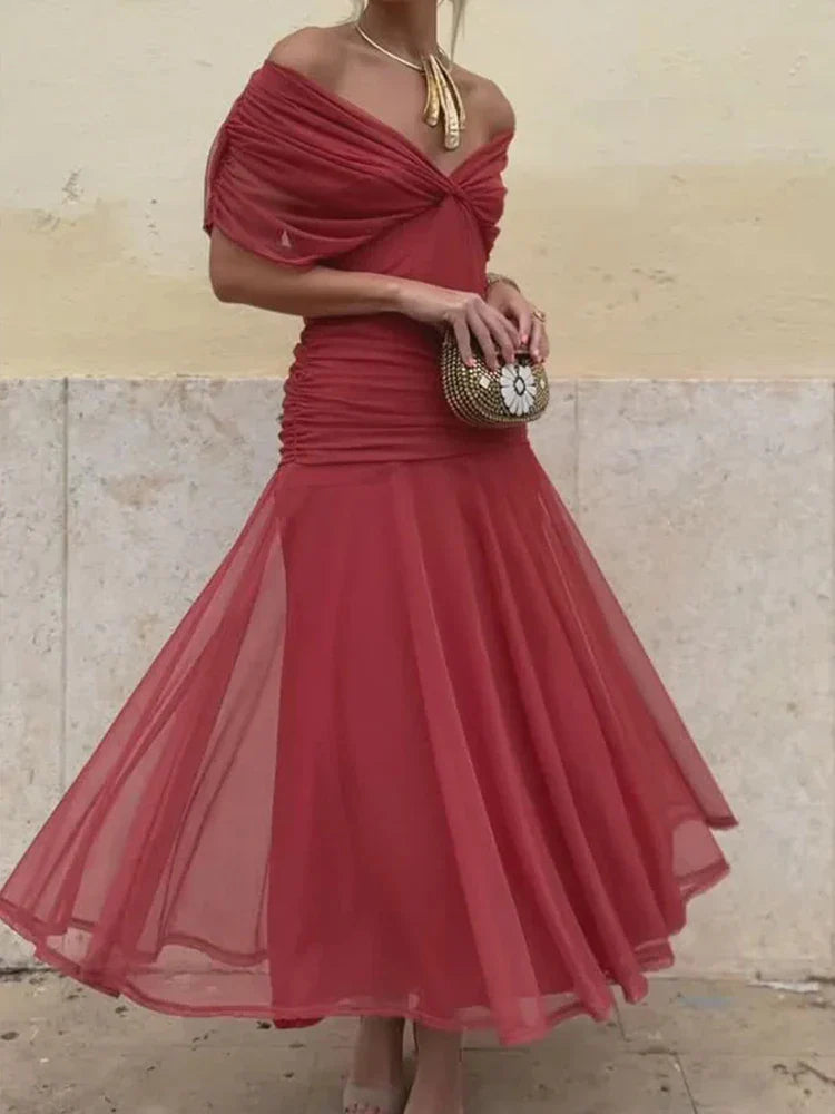 Maison Salvara | Elegant Dress With V-Neckline