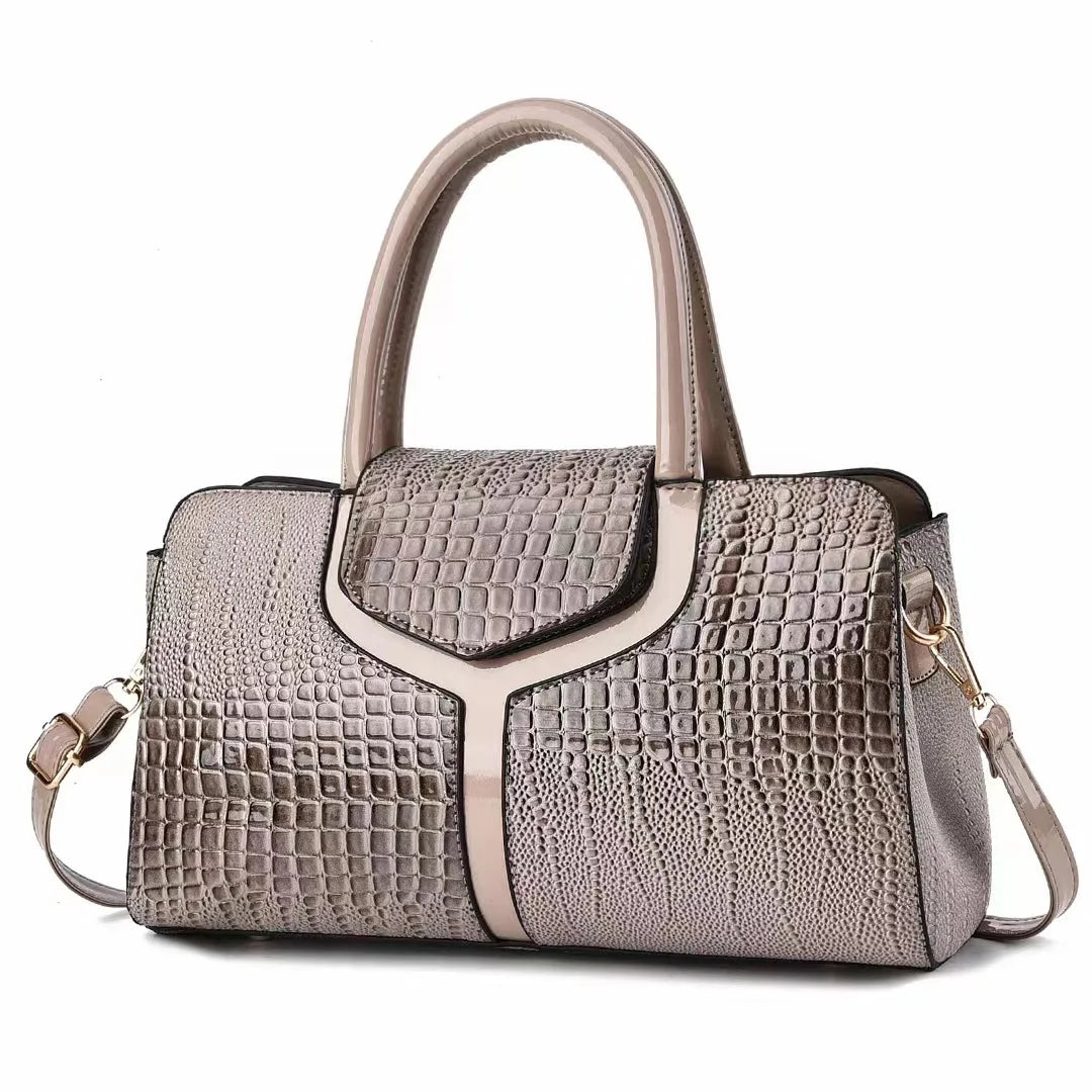 Maison Salvara™ | Elara Leather Bag